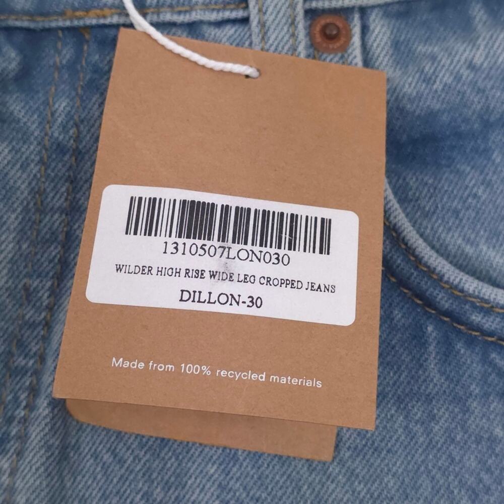 Reformation Wilder High Rise Wide Leg Cropped Jeans in Dillon - Picture 7 of 11